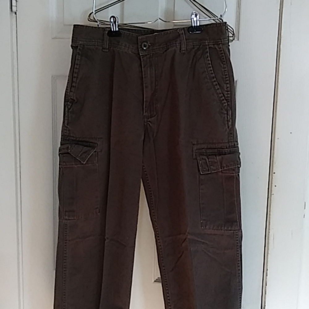 Dark brown cargo pants. 32x32